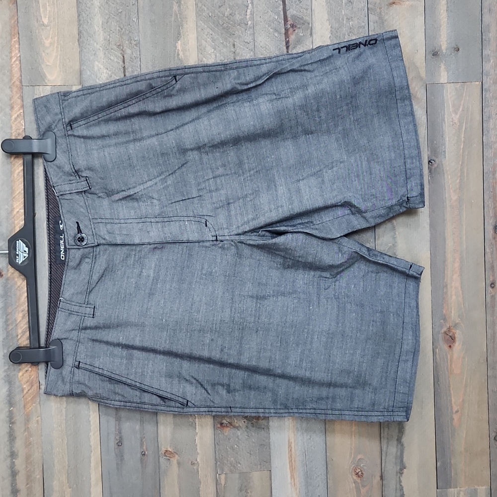 O'Neill grey mens shorts size 32